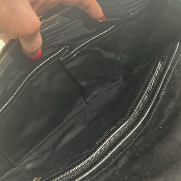 BCBG MAXAZRIA LARGE COWHIDE CLUTCH WITH REAL FUR & lock - Picture 12 of 12